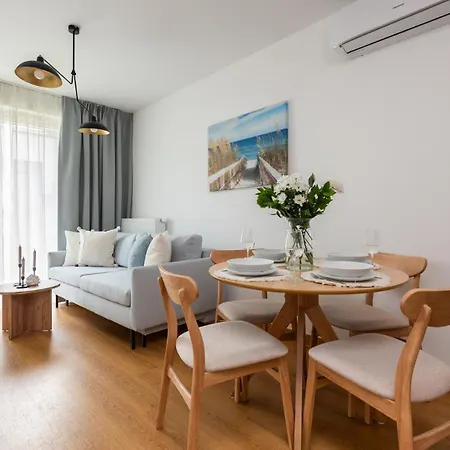 Flatbook Trimare Z Basenem, Sauna, Bilardem I Parkingiem Apartment *