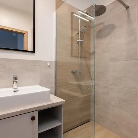 דירה Flatbook Trimare Z Basenem, Sauna, Bilardem I Parkingiem