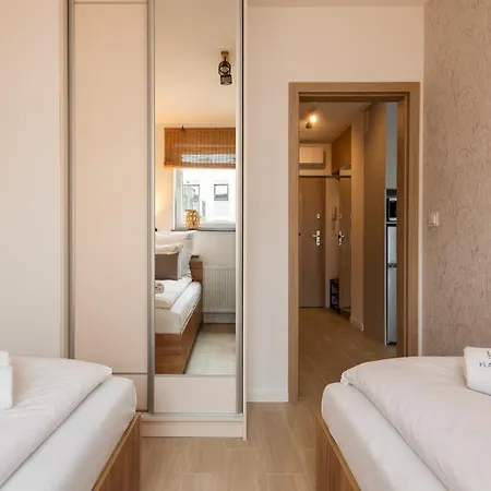 Flatbook - Trimare Ii Z Bilardem I Parkingiem Sztutowo