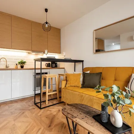 Flatbook Trimare Z Basenem, Sauna, Bilardem I Parkingiem Apartamento