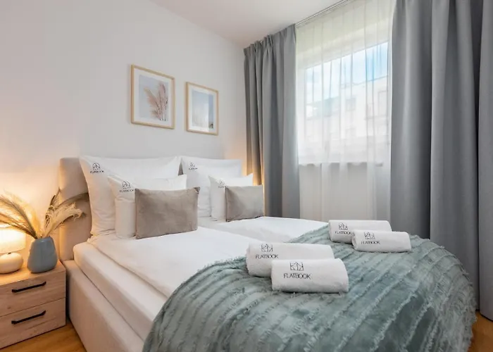 Flatbook - Trimare Ii Z Bilardem I Parkingiem Lägenhet