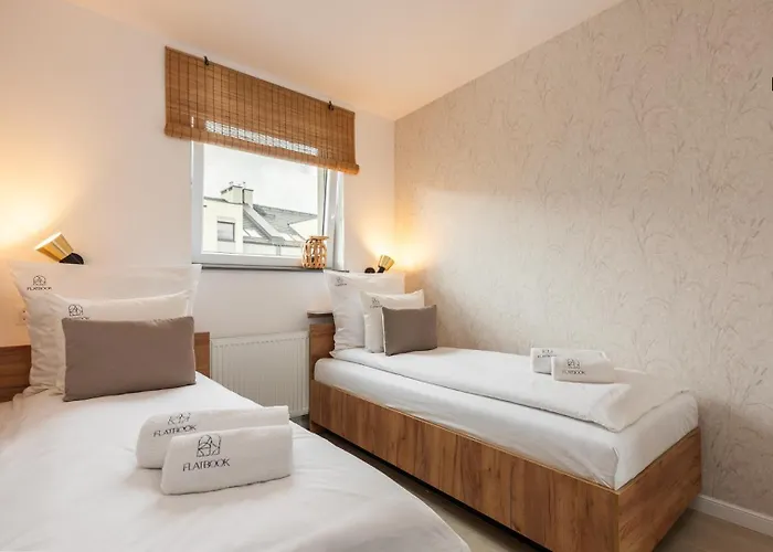 Lägenhet Flatbook - Trimare Ii Z Bilardem I Parkingiem Sztutowo