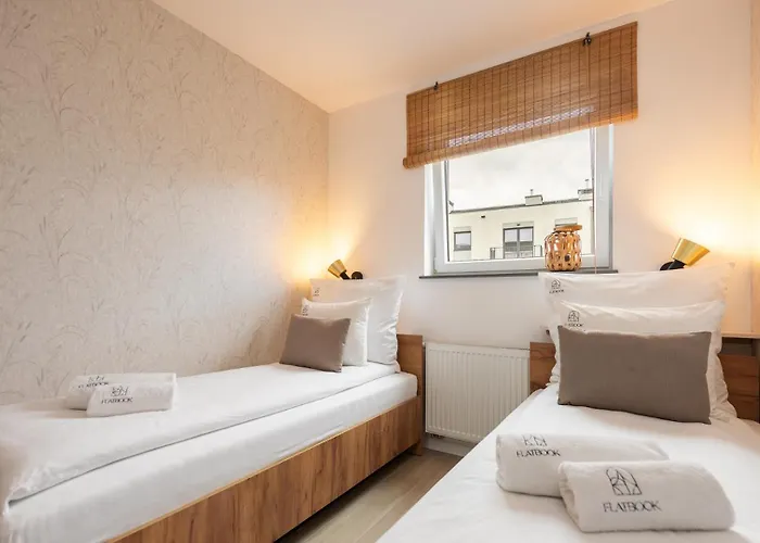 Flatbook - Trimare Ii Z Bilardem I Parkingiem