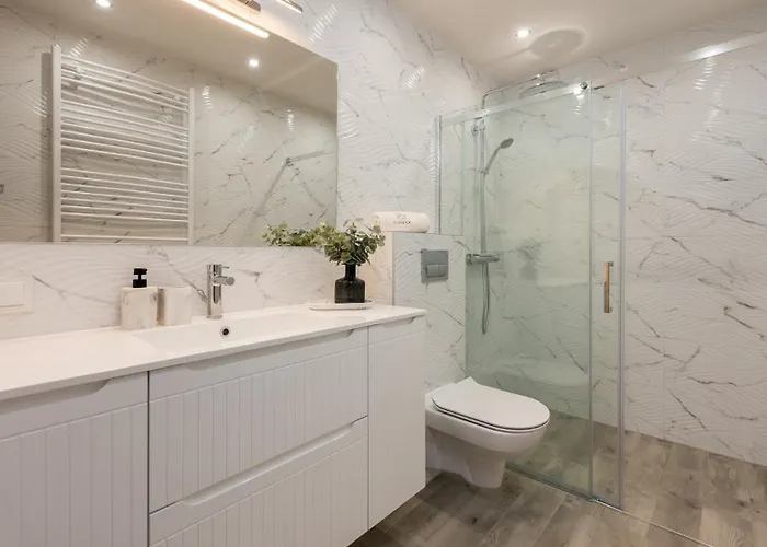 Flatbook - Trimare Ii Z Bilardem I Parkingiem *